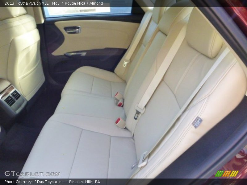 Moulin Rouge Mica / Almond 2013 Toyota Avalon XLE