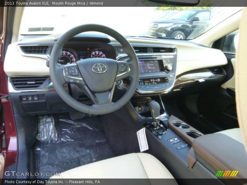 Moulin Rouge Mica / Almond 2013 Toyota Avalon XLE