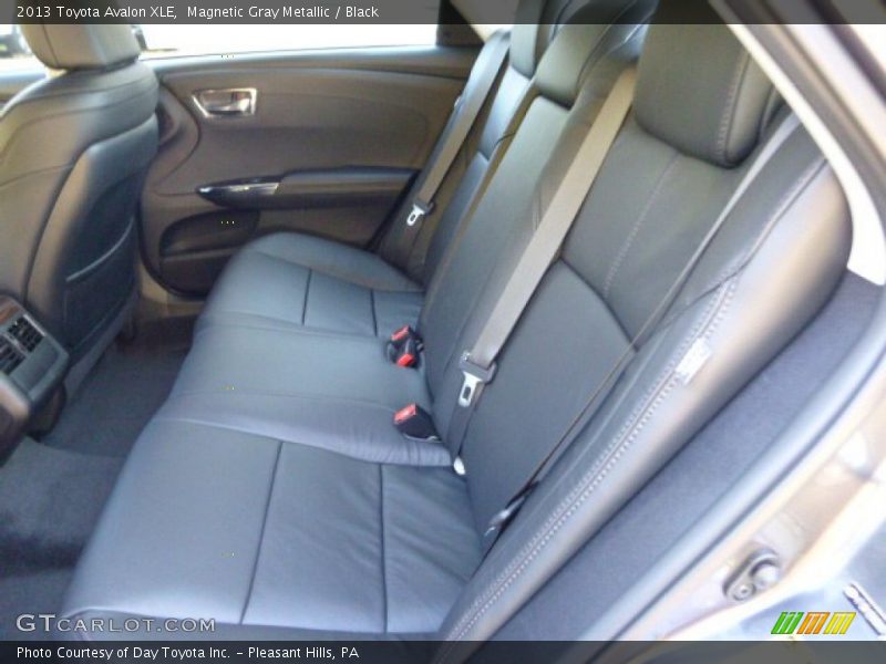 Magnetic Gray Metallic / Black 2013 Toyota Avalon XLE