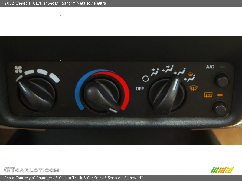 Sandrift Metallic / Neutral 2002 Chevrolet Cavalier Sedan