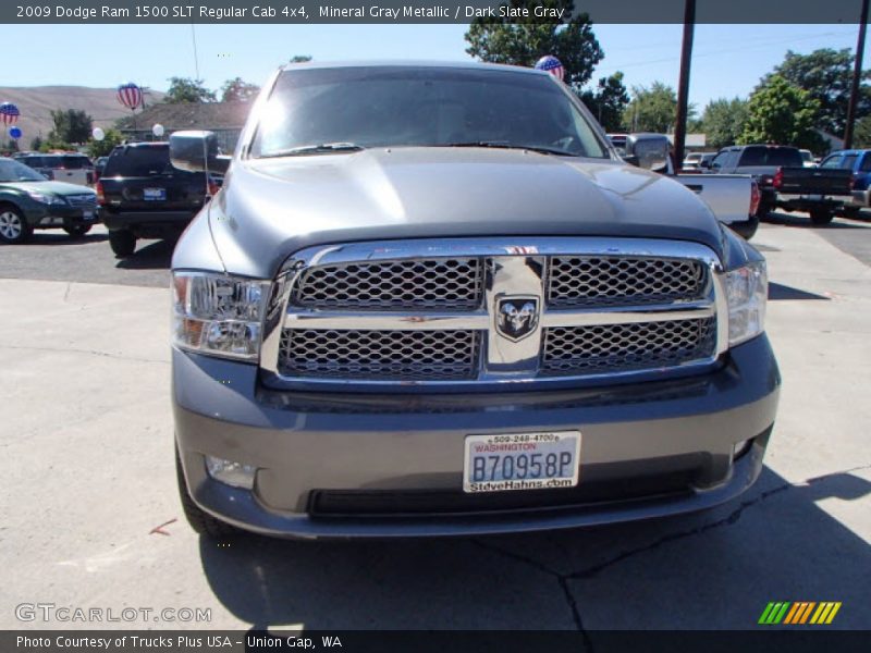 Mineral Gray Metallic / Dark Slate Gray 2009 Dodge Ram 1500 SLT Regular Cab 4x4