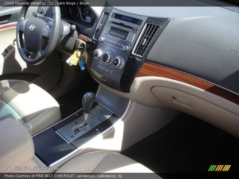 Satin Beige / Beige 2009 Hyundai Veracruz GLS