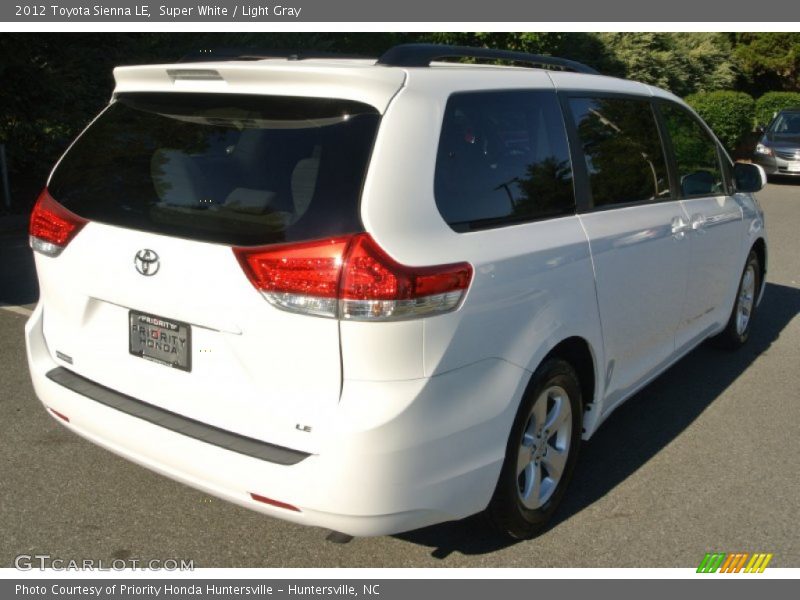 Super White / Light Gray 2012 Toyota Sienna LE
