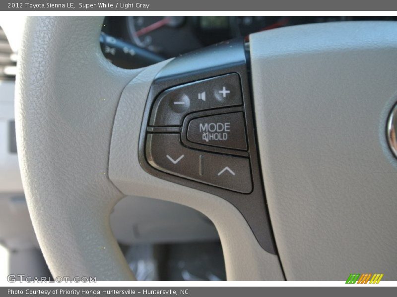 Super White / Light Gray 2012 Toyota Sienna LE