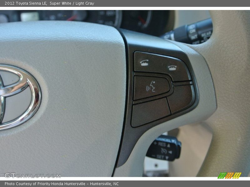 Super White / Light Gray 2012 Toyota Sienna LE