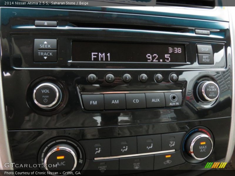 Controls of 2014 Altima 2.5 S