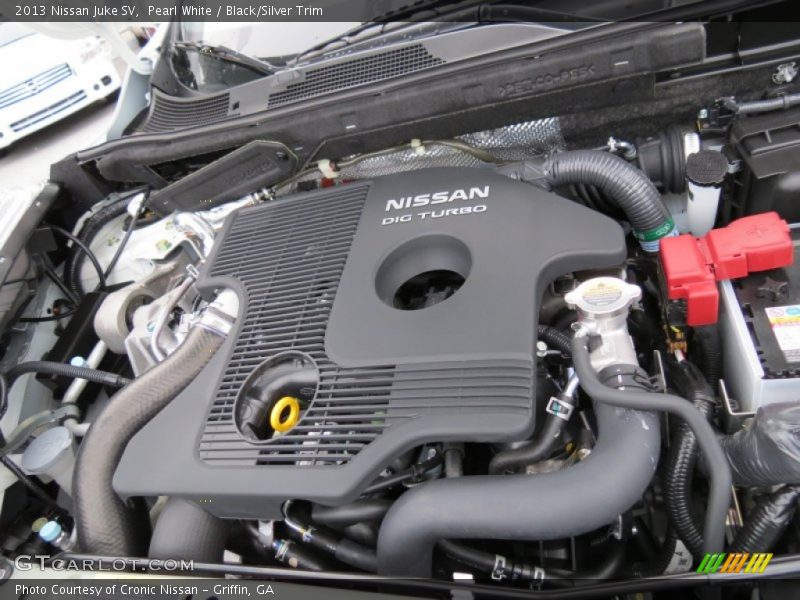 Pearl White / Black/Silver Trim 2013 Nissan Juke SV