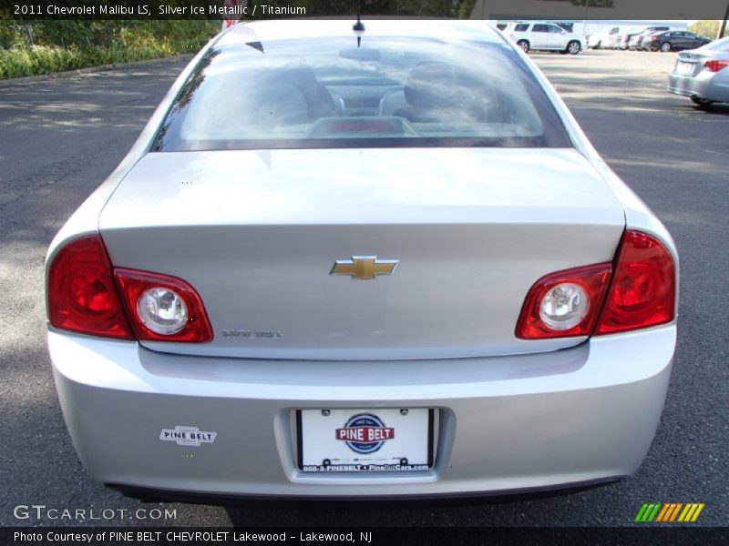 Silver Ice Metallic / Titanium 2011 Chevrolet Malibu LS