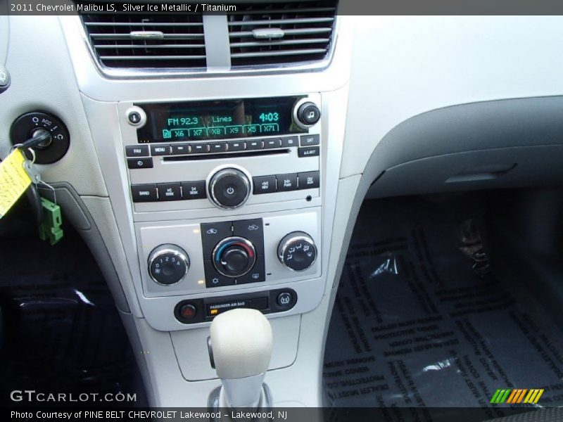 Silver Ice Metallic / Titanium 2011 Chevrolet Malibu LS