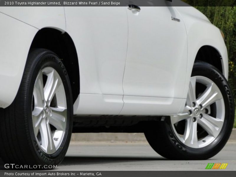 Blizzard White Pearl / Sand Beige 2010 Toyota Highlander Limited