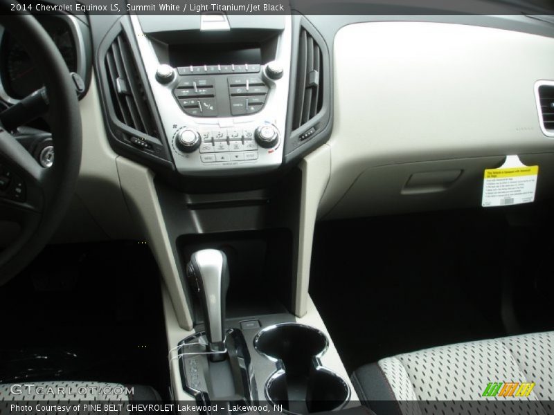 Summit White / Light Titanium/Jet Black 2014 Chevrolet Equinox LS