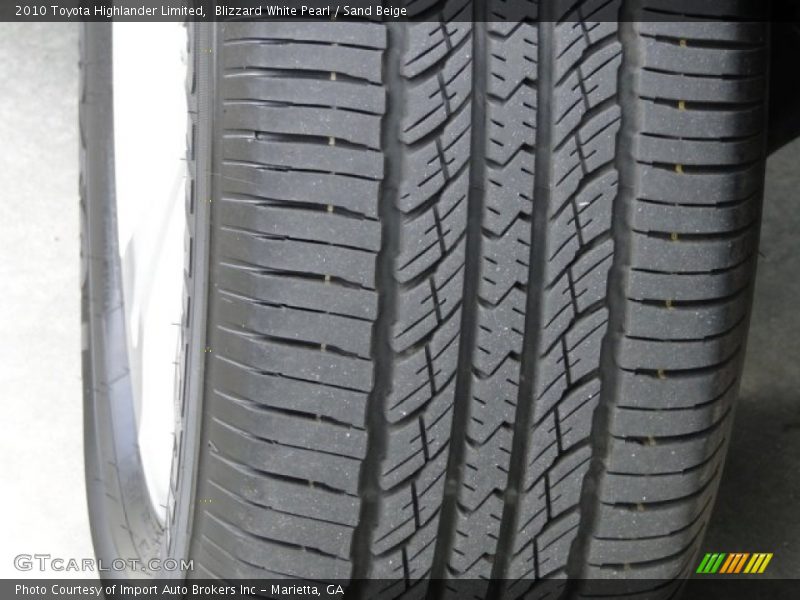 Blizzard White Pearl / Sand Beige 2010 Toyota Highlander Limited