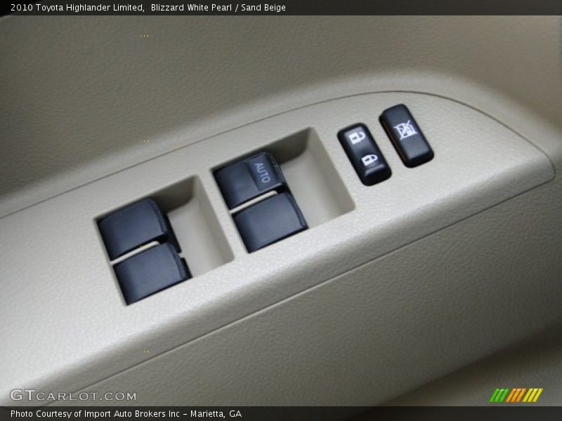 Blizzard White Pearl / Sand Beige 2010 Toyota Highlander Limited