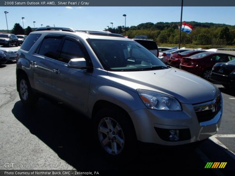 Silver Pearl / Gray 2008 Saturn Outlook XR AWD