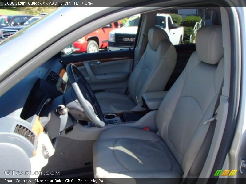 Silver Pearl / Gray 2008 Saturn Outlook XR AWD