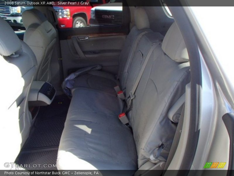 Silver Pearl / Gray 2008 Saturn Outlook XR AWD