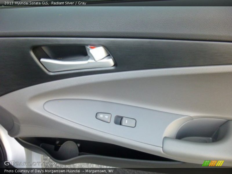 Radiant Silver / Gray 2013 Hyundai Sonata GLS