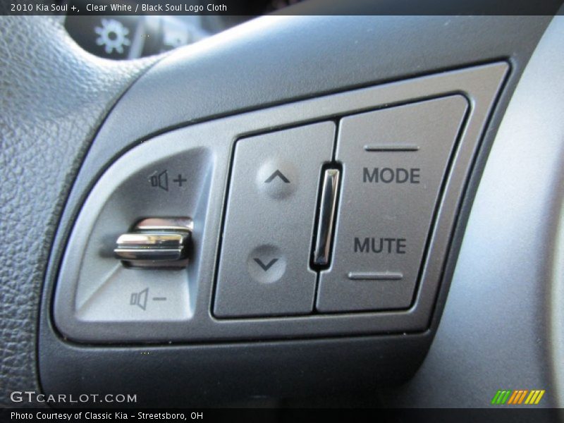Clear White / Black Soul Logo Cloth 2010 Kia Soul +