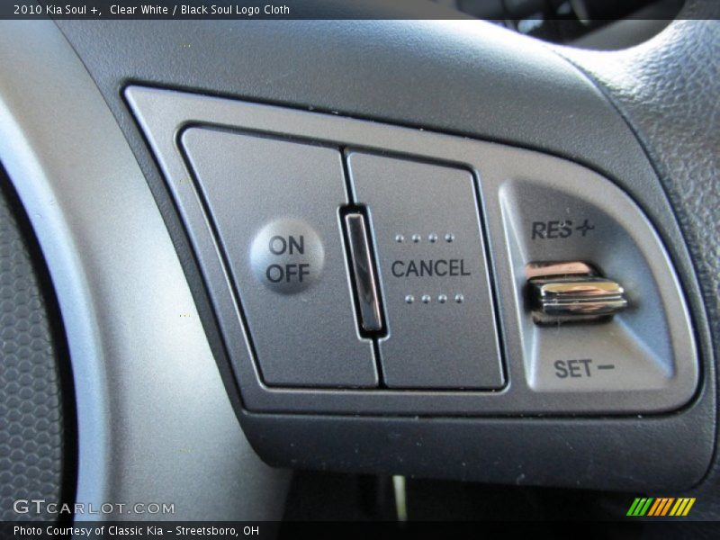 Clear White / Black Soul Logo Cloth 2010 Kia Soul +
