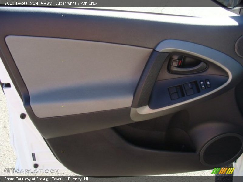Super White / Ash Gray 2010 Toyota RAV4 I4 4WD