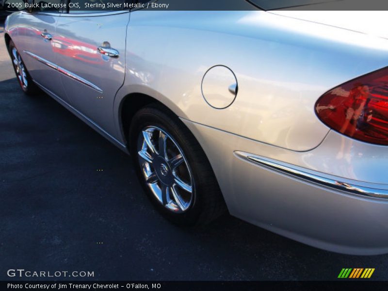 Sterling Silver Metallic / Ebony 2005 Buick LaCrosse CXS