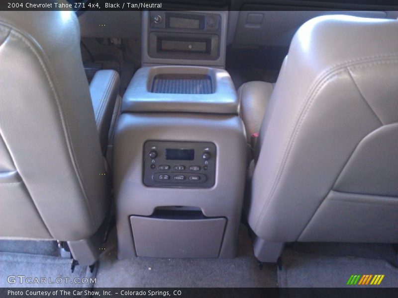 Black / Tan/Neutral 2004 Chevrolet Tahoe Z71 4x4