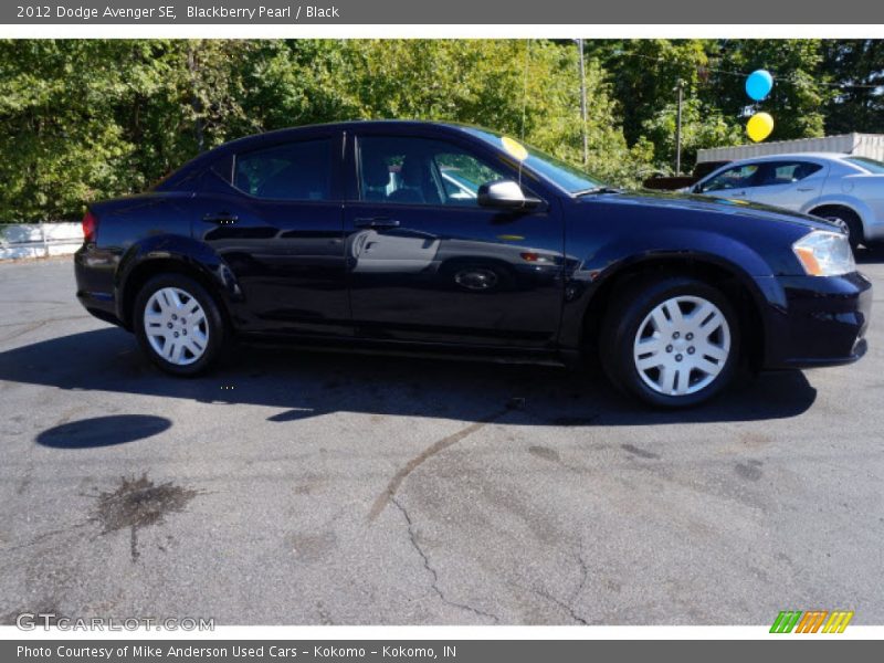 Blackberry Pearl / Black 2012 Dodge Avenger SE