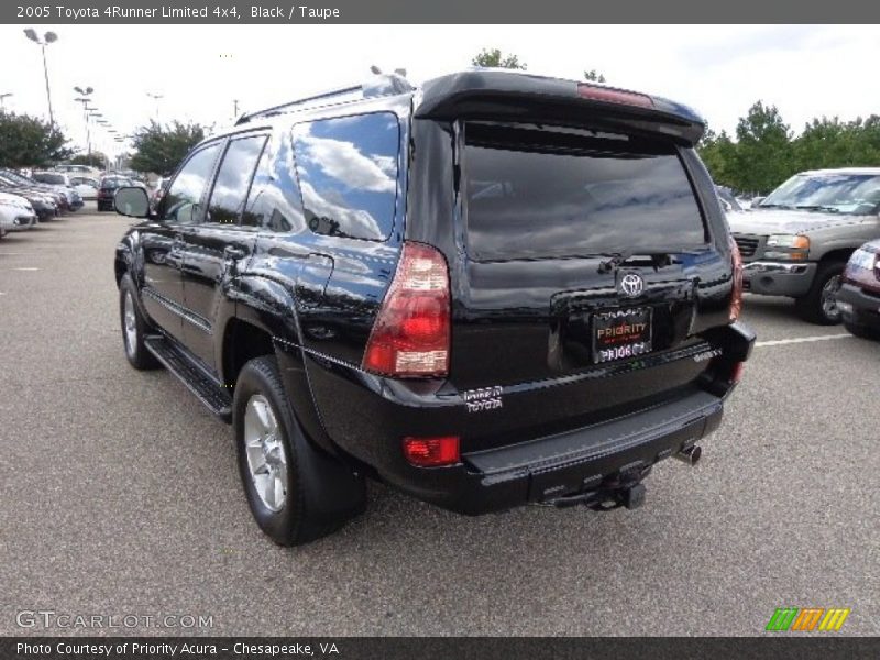 Black / Taupe 2005 Toyota 4Runner Limited 4x4