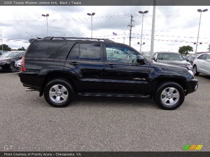 Black / Taupe 2005 Toyota 4Runner Limited 4x4