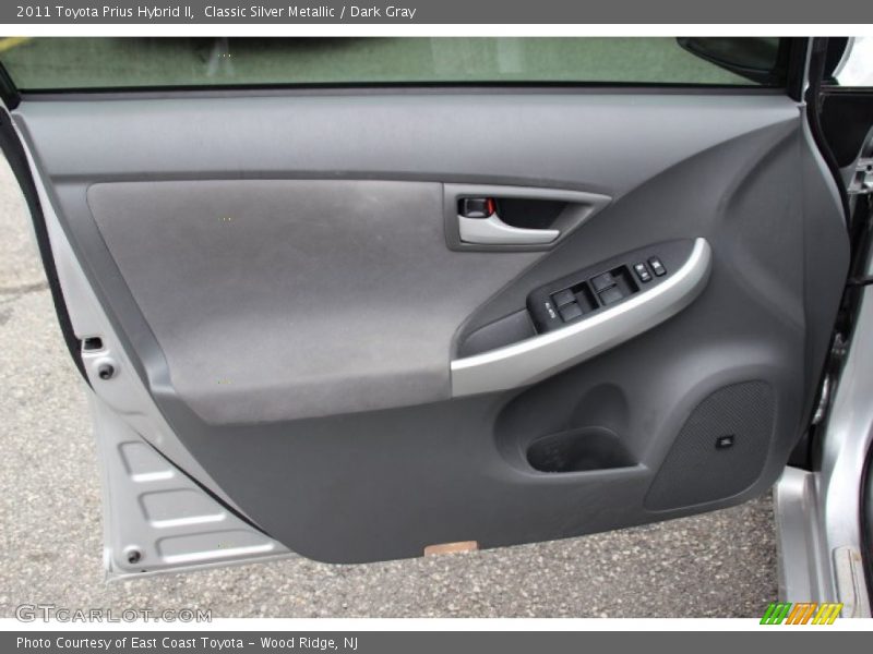 Classic Silver Metallic / Dark Gray 2011 Toyota Prius Hybrid II