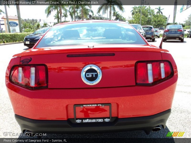 Race Red / Charcoal Black 2011 Ford Mustang GT Premium Coupe