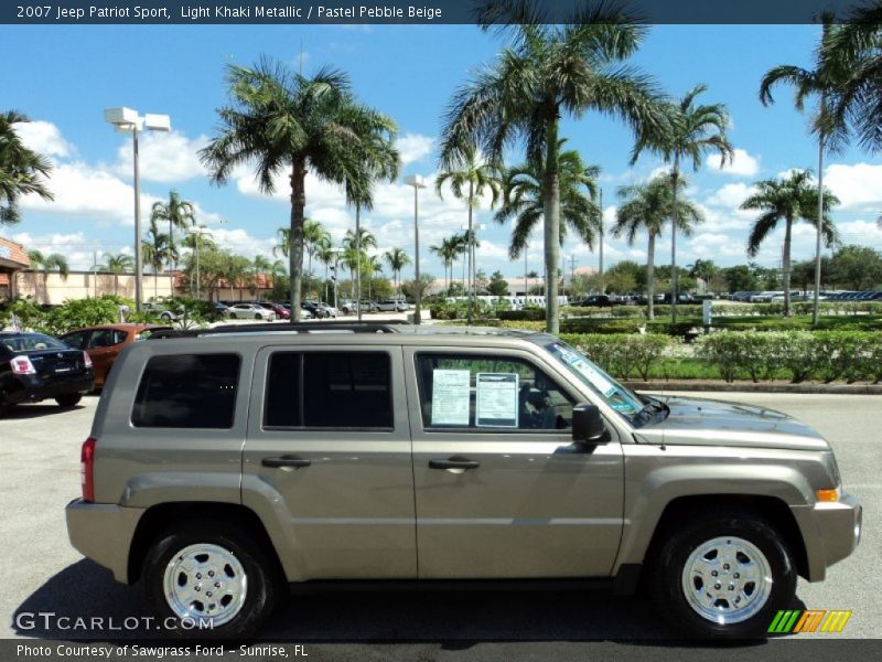 Light Khaki Metallic / Pastel Pebble Beige 2007 Jeep Patriot Sport