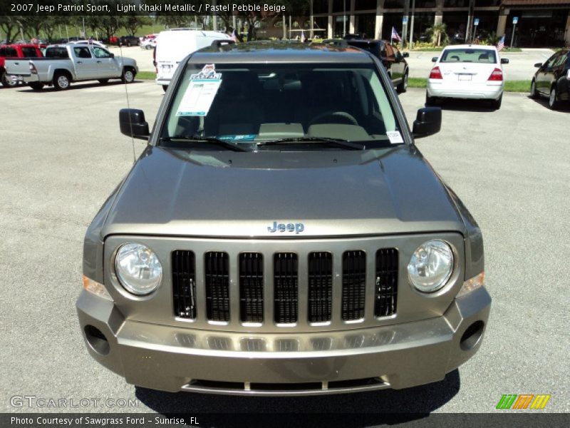 Light Khaki Metallic / Pastel Pebble Beige 2007 Jeep Patriot Sport