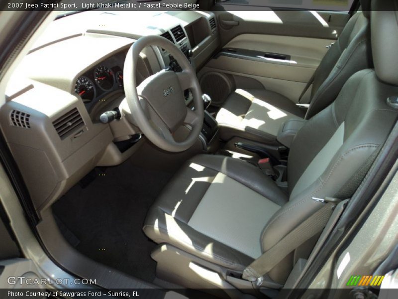 Light Khaki Metallic / Pastel Pebble Beige 2007 Jeep Patriot Sport