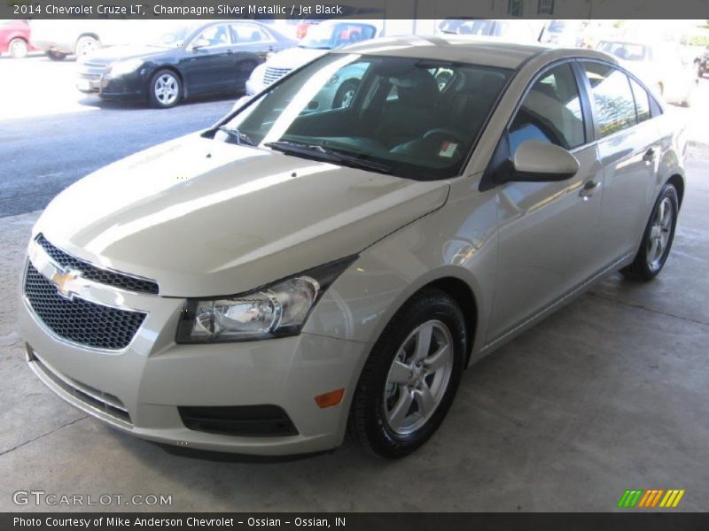Champagne Silver Metallic / Jet Black 2014 Chevrolet Cruze LT