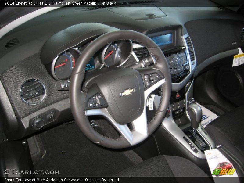 Rainforest Green Metallic / Jet Black 2014 Chevrolet Cruze LT