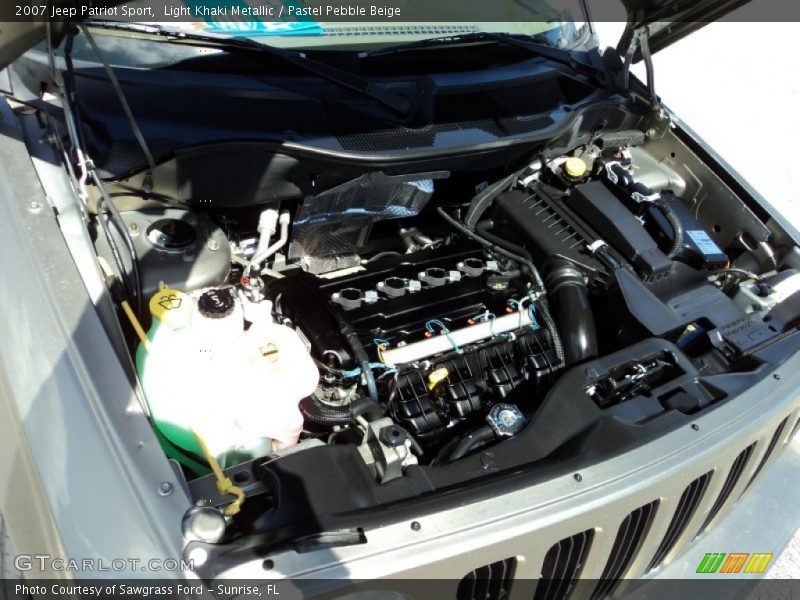 Light Khaki Metallic / Pastel Pebble Beige 2007 Jeep Patriot Sport
