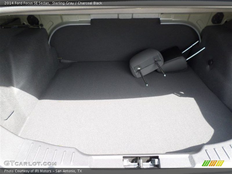 Sterling Gray / Charcoal Black 2014 Ford Focus SE Sedan