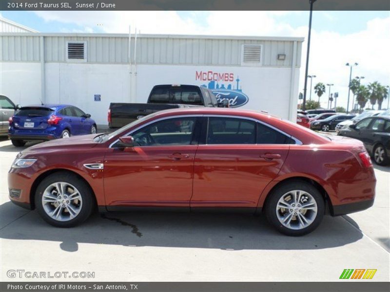 Sunset / Dune 2014 Ford Taurus SEL