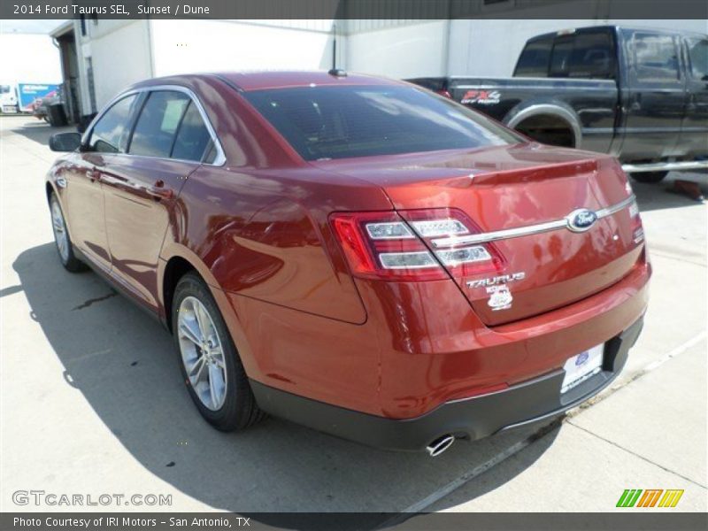 Sunset / Dune 2014 Ford Taurus SEL
