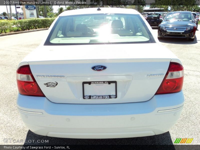 Oxford White / Pebble 2007 Ford Five Hundred Limited