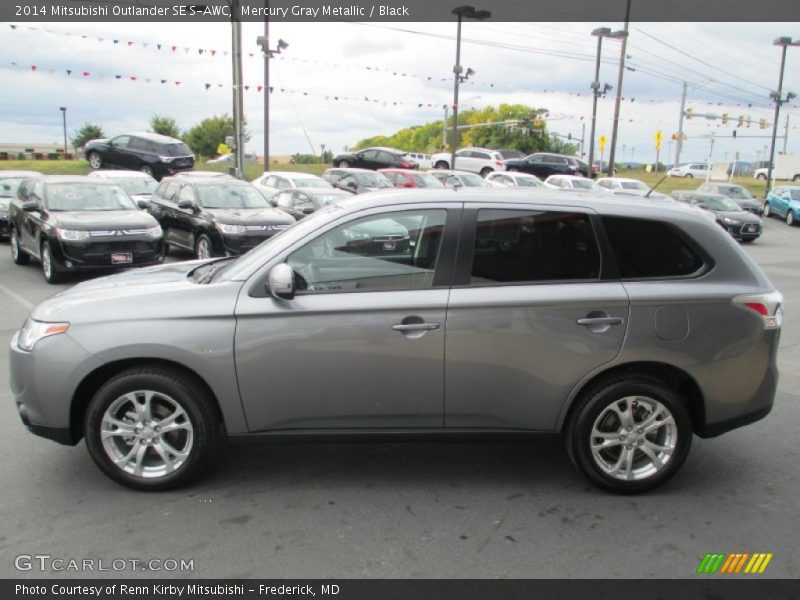 Mercury Gray Metallic / Black 2014 Mitsubishi Outlander SE S-AWC