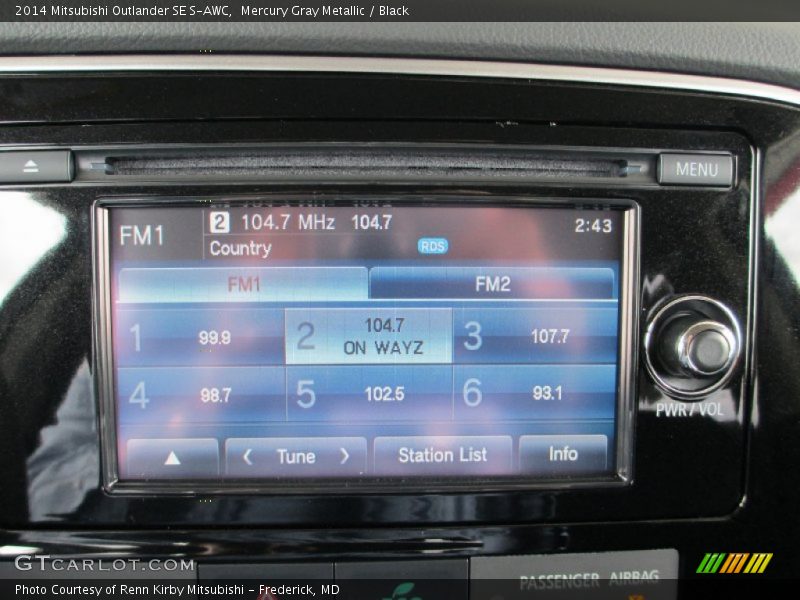 Mercury Gray Metallic / Black 2014 Mitsubishi Outlander SE S-AWC