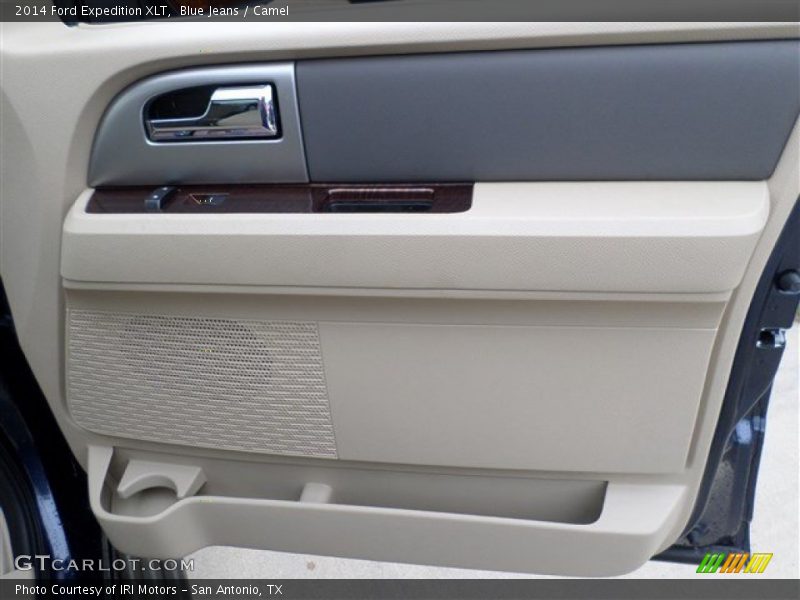 Blue Jeans / Camel 2014 Ford Expedition XLT