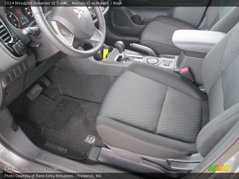 Mercury Gray Metallic / Black 2014 Mitsubishi Outlander SE S-AWC