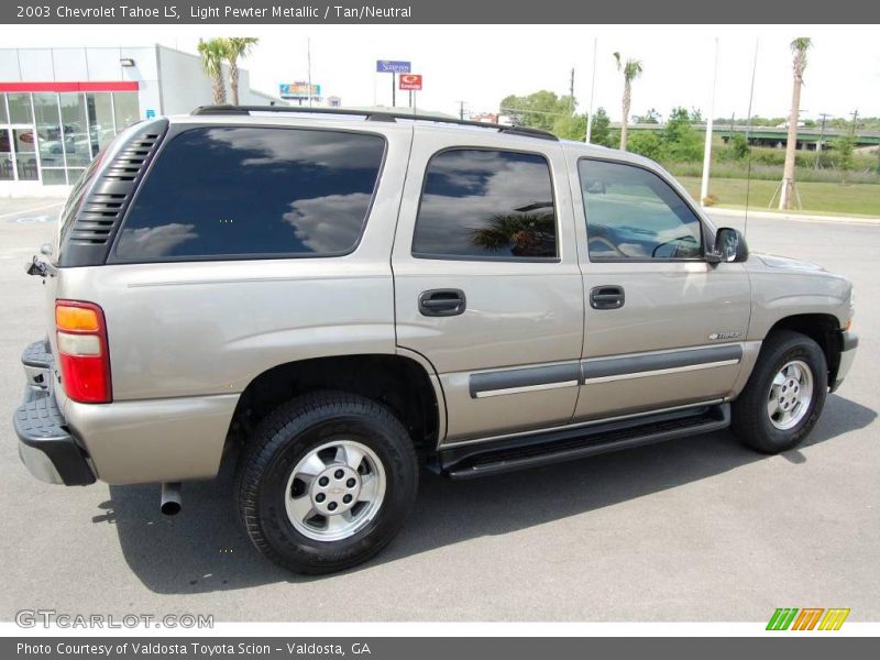 Light Pewter Metallic / Tan/Neutral 2003 Chevrolet Tahoe LS