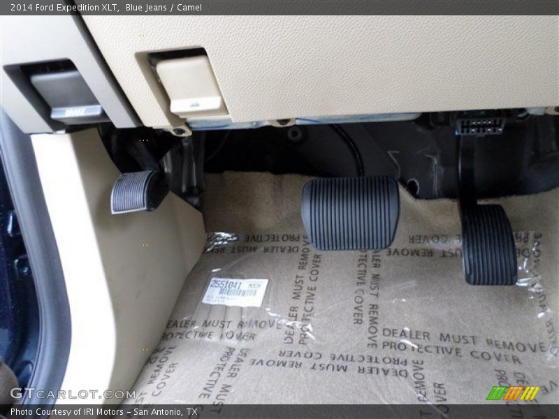 Blue Jeans / Camel 2014 Ford Expedition XLT