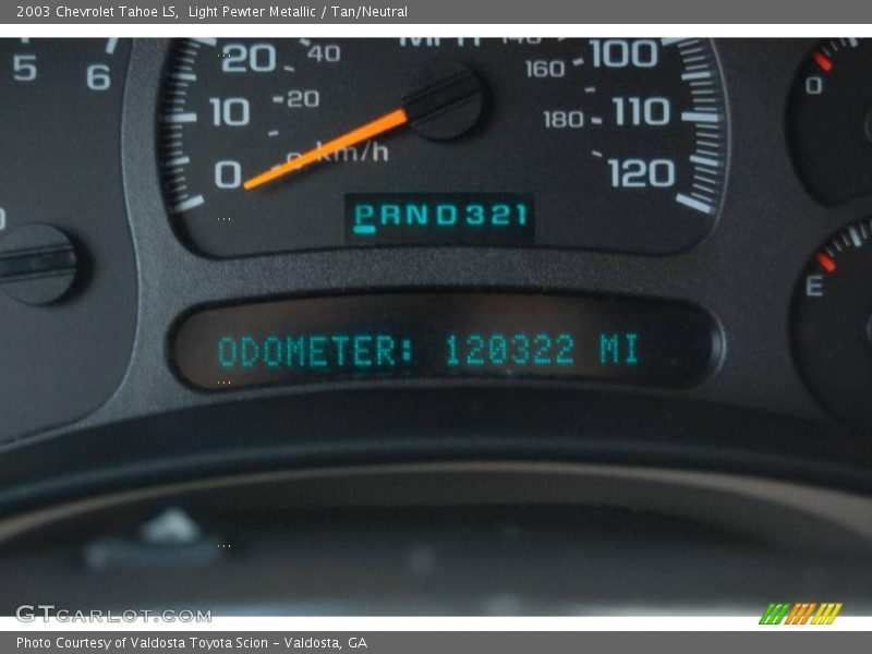Light Pewter Metallic / Tan/Neutral 2003 Chevrolet Tahoe LS