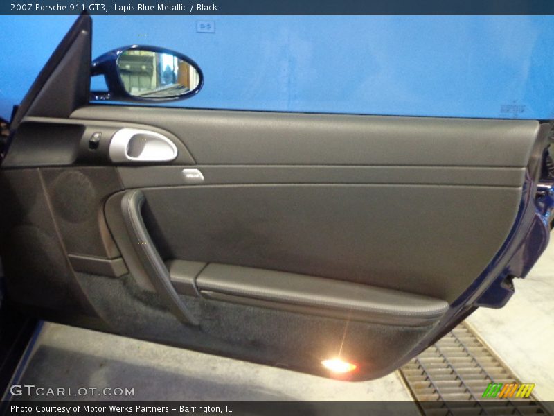 Door Panel of 2007 911 GT3