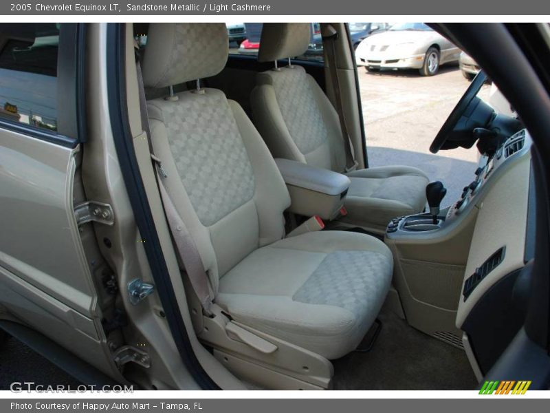 Sandstone Metallic / Light Cashmere 2005 Chevrolet Equinox LT